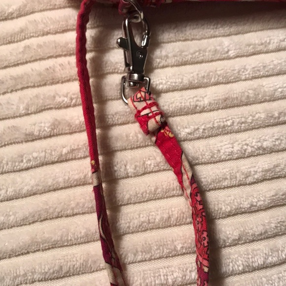 Vera Bradley Wristlet - Picture 7 of 7